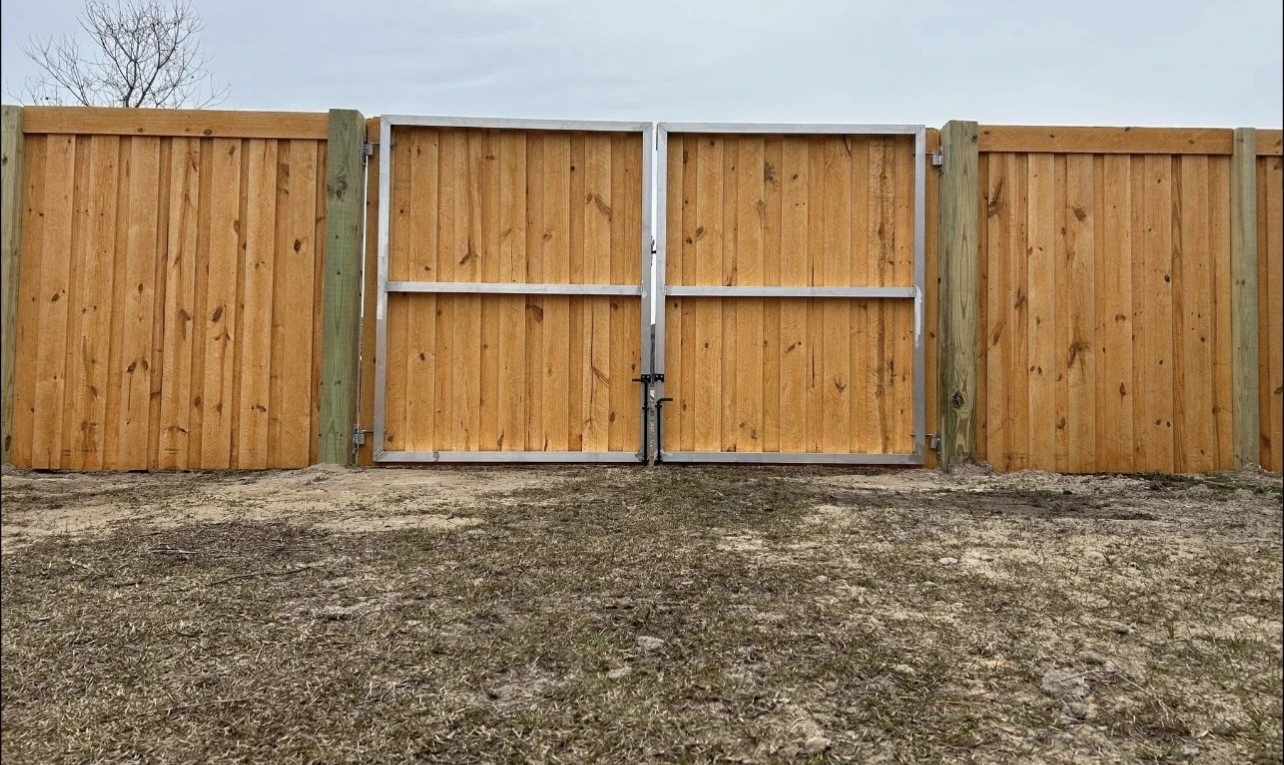 Pergola lattice top with tight joints